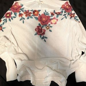 Umgee medium white off shoulder rose embroidered shirt